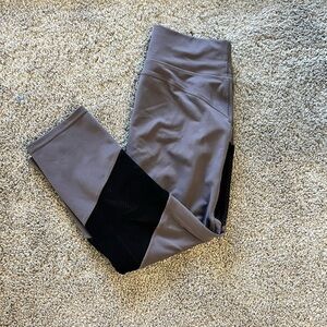 High Waist Cropped Workout Leggings With Pockets